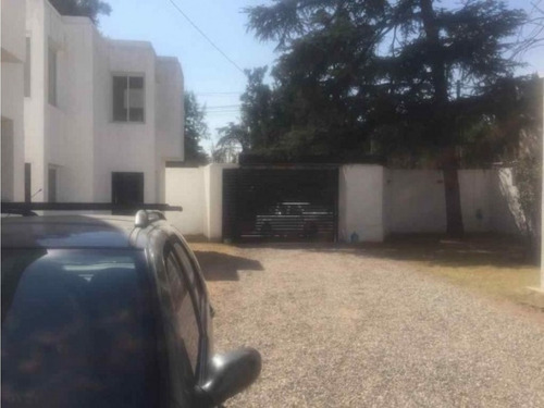 Imagen 3 de 3 de Villa Allende; Dúplex. En Complejo Cerro
