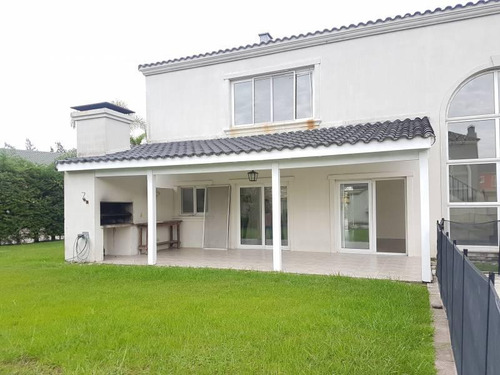 Casa En Alquiler En Barrio Barrancas Del Lago, Nordelta