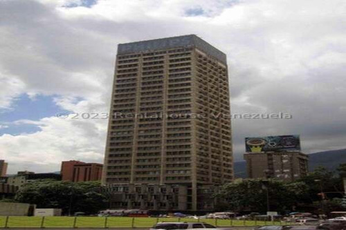 Plaza Venezuela Local Comercial En Alquiler Mls#23-22048 - Sl