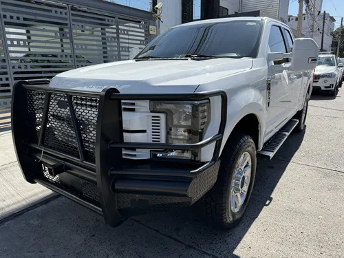 Ford F-250 6.7l Super Duty Cab Dob Diesel 4x4 At