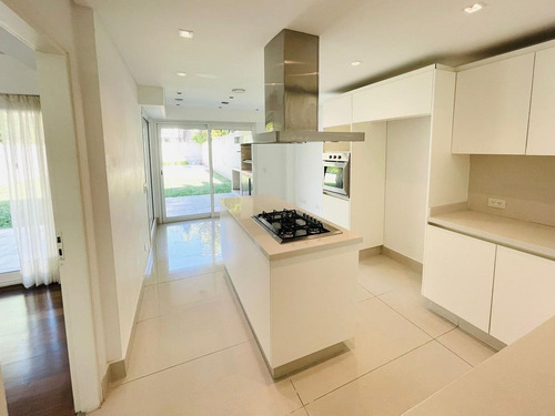 Imagen 6 de 30 de Casa - Mart.-libert./rio