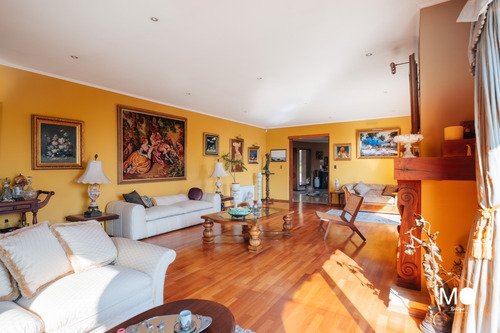 Imagen 6 de 21 de Gran Casa En Venta Peñalolen Alto, Condominio Arboletum!!