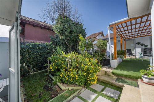 Casa En Venta De 5 Dormitorios (cercana A Jumbo Montemar)