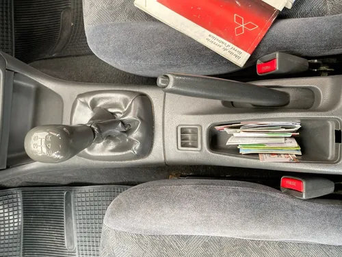Mitsubishi Lancer 1.6 Glxi