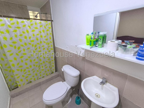 Jv Vende Apartamento Con Espacios Amplios Y Bien Iluminados, Perfecto Para Crear Recuerdos Inolvidables Con Tu Familia. 25-19711