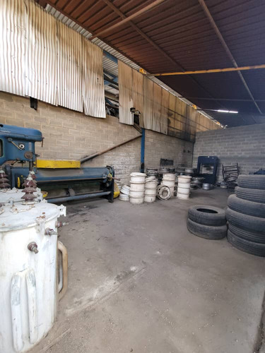 Se Ofrece En Venta Galpón. Sector Las Vegas De Cagua