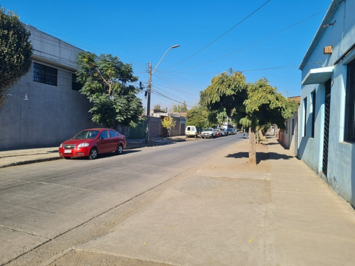 Bodega (400mts2) Oficinas (260mts2) Exelente Ubicacion.