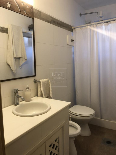 Imagen 10 de 15 de Casa En Venta Parque Miramar