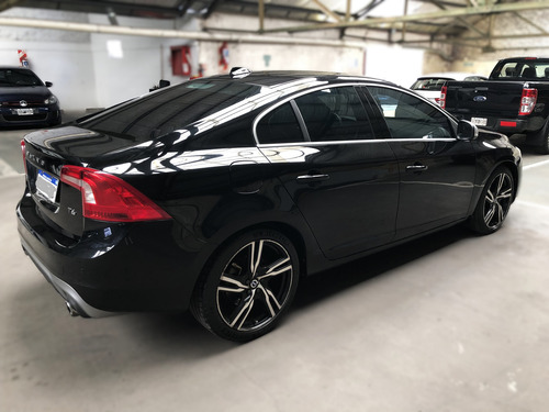 Volvo S60 2.0 T6 R-design