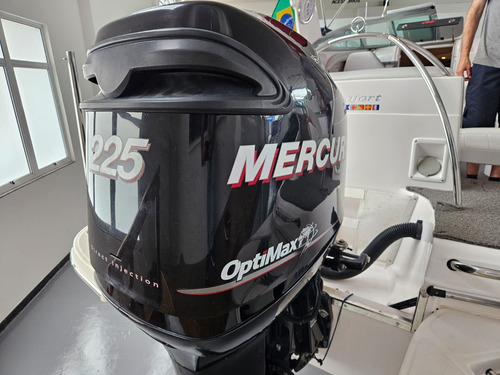 Lancha Focker 255 Ano 2010 Mercury Optimax 225hp Dfi Autolub