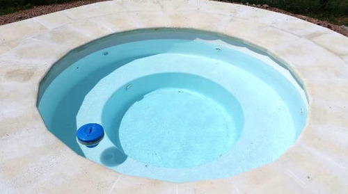 Piscinas En Fibra De Vidrio Tipo Jacuzzi Instalada Tankes
