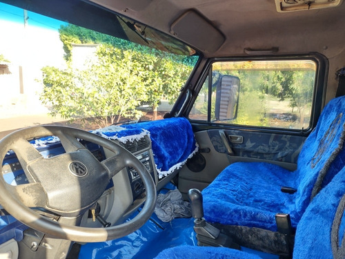 Imagem 3 de 10 de Volkswagen 8150