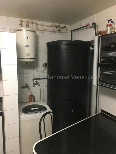 Imagen 3 de 16 de En Venta Bello Apartamento Mls #21-25951