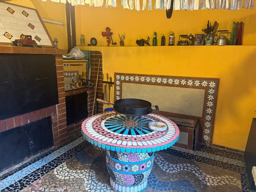 Venta Casa 2 Amb. Parque, Pileta, Quincho,p.leloir Ituzaingo