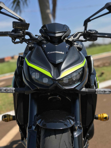 Kawasaki Z1000 R Edition