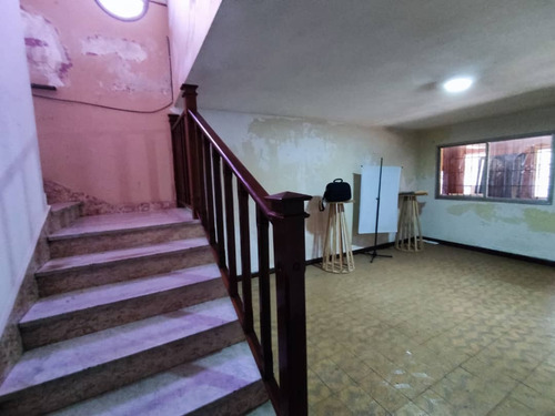 Pm Casa Con Uso Comercial En Alquiler En La Viña Valencia