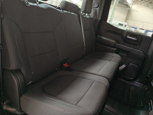 Chevrolet Silverado 4.3 WT Dob Cab V6 4x4