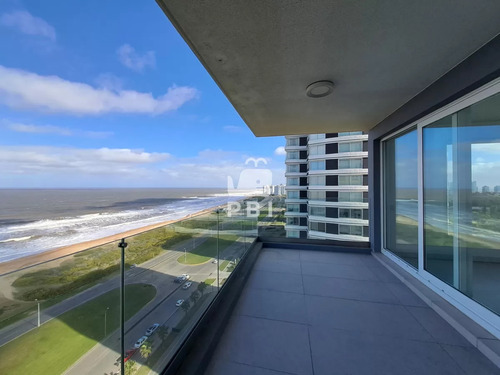 Venta Residencia De Alta Gama 4 Dormitorios En Suite Punta Del Este - Le Parc Iii - Ref : Pbi13701
