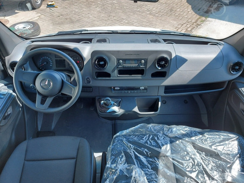 Imagem 9 de 10 de Mercedes-benz Sprinter Vidrado 2.2 416 Cdi Longo Teto Alto