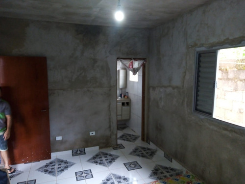 Imagem 11 de 23 de Casa No Bairro Caraguava, Em Peruíbe, Com Espaço Para Piscina, Churrasqueira