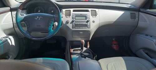 Imagem 7 de 7 de Hyundai Azera 2011 3.0 V6 Aut. 4p