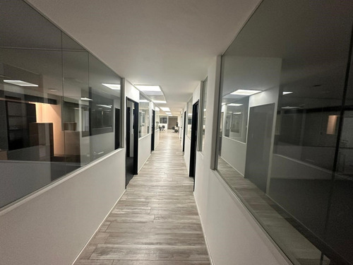 Oficina En Alquiler En Retiro, Capital Federal, Buenos Aires