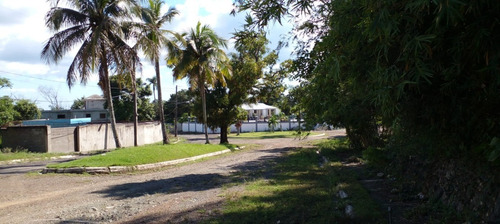 Vendo Terreno Con 5,093 Metros Cuadrados. Ubicado En La Autopista Duarte Km 24 A Un Minuto De La Avenida, Santo Domingo Oeste