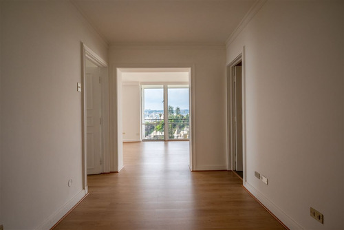 Departamento Con Vista En Venta De 2 Dorm. En Cerro Castilo
