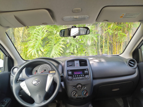 Imagen 10 de 11 de Nissan Versa Sense Aut 2019