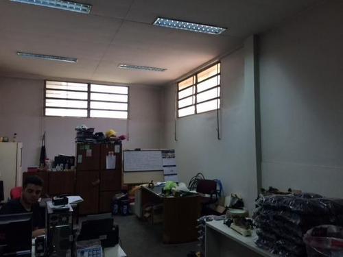 Imagen 4 de 5 de Planta Industrial Con T2 - 2200m2 - Esteban Echeverría