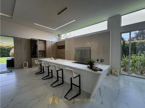 Casa Para La Venta Amoblada En Llanogrande