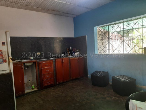Imagen 9 de 16 de Casa En Venta En Av. Miranda, San Juan De Los Morros. 23-21354