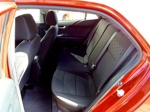 Imagen 12 de 14 de Kia Rio 2019 1.6 Ex Hatchback Mt