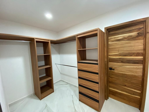 Casa Residencial En Venta En Lomas De Cocoyoc