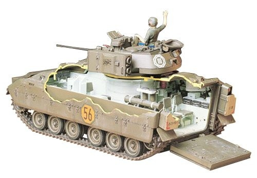 Modelismo - Modelismo - Tamiya Bradley M2 Ifv W / Interior 1