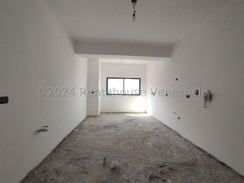 Exclusivo Apartamento En Conjunto Residencial De Alto Nivel La Trigaleña 24-16836