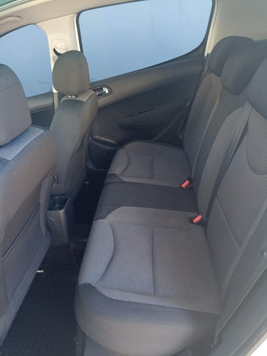 Imagen 13 de 15 de Peugeot 308 Allure Techo Nav
