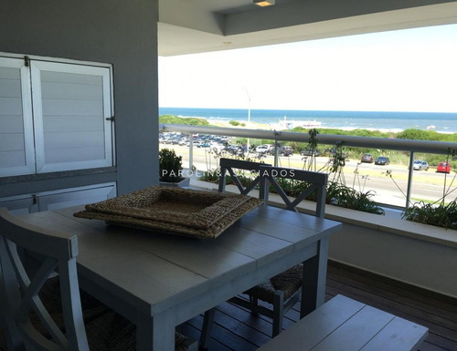 Apartamento Primera Fila Playa Brava 4 Dormitorios - Indigo Punta Del Este- Ref: 2100