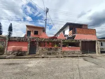 Comprar Necesita, Un Inmueble Que Le Ofrezca Varias Opciones A La Vez, Esta Es Su Oportunidad. En Naguanagua, Práctica Casa De Amplios Espacios, Cuenta Con 2 Anexos Independientes. Con Todos Los Servicios,