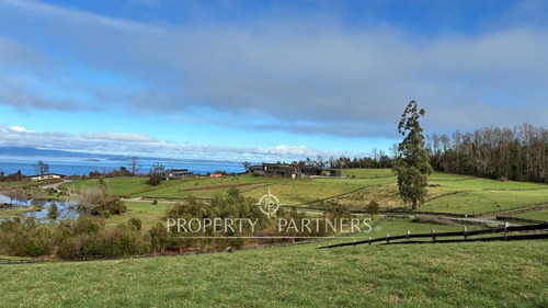 Sitio Con Vista Y Acceso Al Lago Ranco