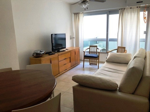 Imagen 3 de 9 de Id: 787 Venta, Península, 1 Dormitorio Y 1/2, 2 Baños, Garaje.