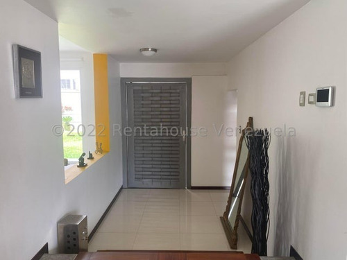 Imagen 26 de 26 de Bella Casa En Calle Cerrada Con Vigilancia En Colinas De Bello Monte, Caracas, Código: 23-23675 Mvg