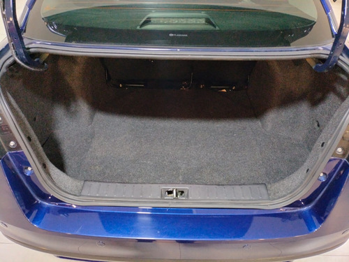 Nissan Versa ADVANCE TM