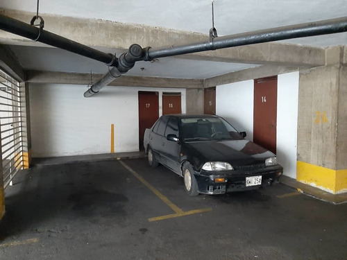 Imagen 10 de 12 de La Campiña En Calle Privada Apto En Venta