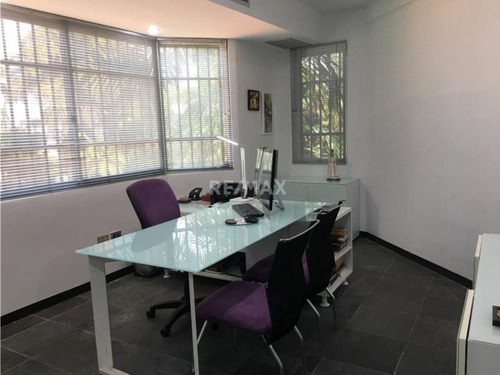 Alquiler Casa Comercial Altamira 450m2 5b/4ptos. Ideal Para Embajadas, Corporaciones, Etc