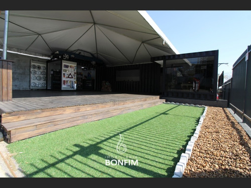 Imagem 2 de 9 de Ponto Comercial Para Alugar Com 295m² Por R$ 4.000,00 No Bairro Novo Mundo - Curitiba / Pr - Pc0001