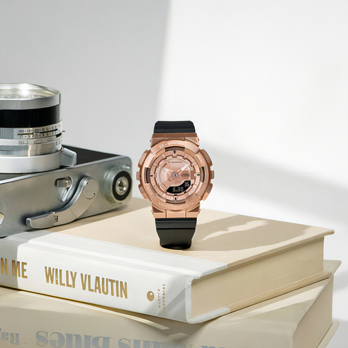 Reloj Casio Gm-s110pg-1a G-shock Dama Time Square Color de la correa Negro Color del bisel Rose gold Color del fondo Rose gold