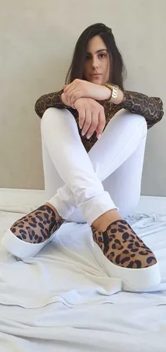 Slip on cheap onça flatform