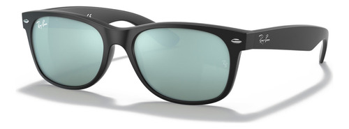 Anteojos de sol Ray-Ban New Wayfarer Flash Standard con marco de nailon color matte black, lente silver flash, varilla matte black de nailon - RB2132