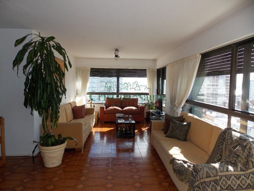 Clasica Torre En Peninsula, Vista De Todos Los Ambientes- Ref: 19438